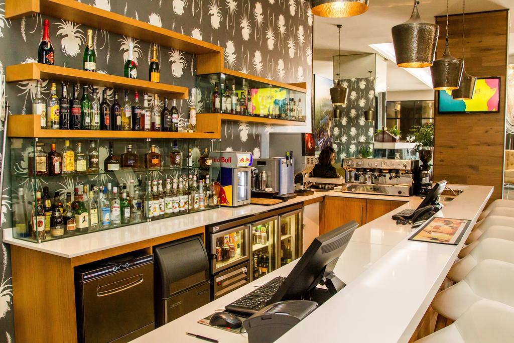 Urban Park Apartments & Hotel By Misty Blue Hotels Umhlanga Rocks Esterno foto